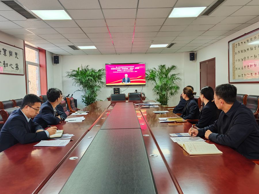 11.19 机关党支部党员大会2_副本.jpg